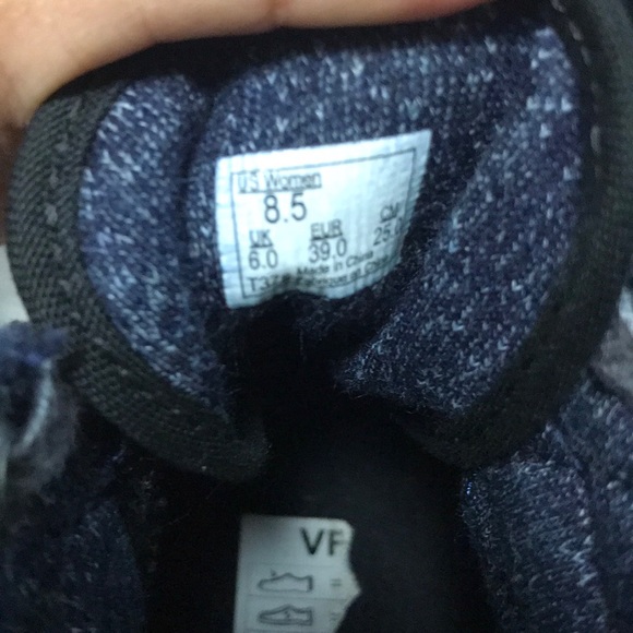 Vans High-Tops - Picture 5 of 5